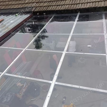 北京玻璃阳光房彩钢顶棚耐力板自行车棚垃圾分类架棚