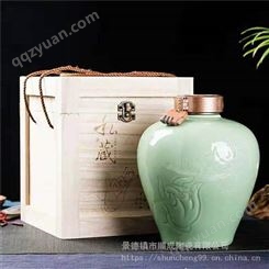 内蒙古生产陶瓷酒瓶厂家，1斤2斤3斤5斤白酒陶瓷瓶定做陶瓷酒瓶泡酒坛