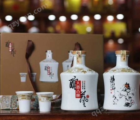 供应陶瓷酒瓶酒坛厂 一斤三斤五斤装陶瓷瓶 定做酒具