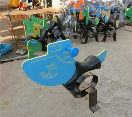 大风车玩具 南宁定制小区幼儿园跷跷板 弹簧摇马游乐设施