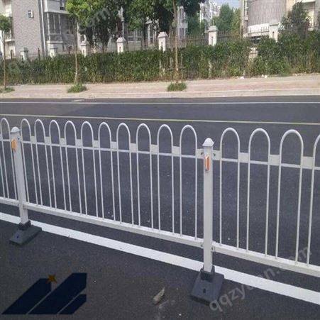 文叔道路隔离京式锌钢护栏城市马路防护围栏